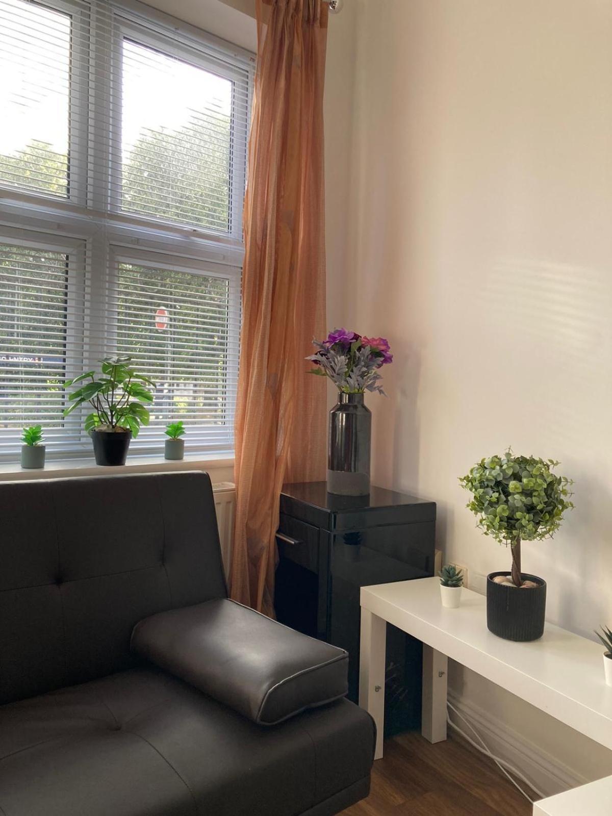 Ocean Waves Apartment Near Bournemouth Beach Bagian luar foto