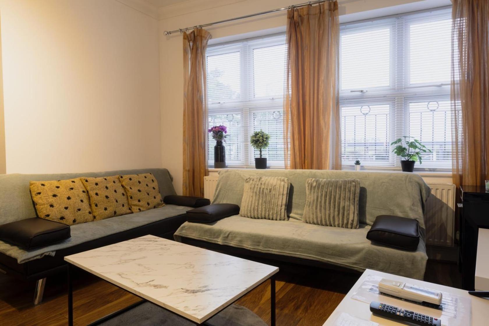 Ocean Waves Apartment Near Bournemouth Beach Bagian luar foto